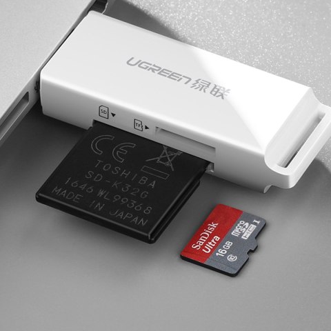 Czytnik kart pamięci TF SD pod USB 3.0 biały Czytnik kart pamięci TF SD pod USB 3.0 biały