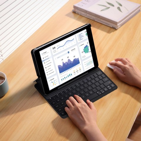 Etui z klawiaturą na iPad 10.2'' 2019-2021 + kabel USB-C Brilliance Series czarne Etui z klawiaturą na iPad 10.2'' 2019-2021 + kabel USB-C Brilliance Series czarne