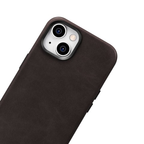Skórzane etui iPhone 14 Plus magnetyczne z MagSafe Oil Wax Premium Leather Case ciemny brąz Skórzane etui iPhone 14 Plus magnetyczne z MagSafe Oil Wax Premium Leather Case ciemny brąz