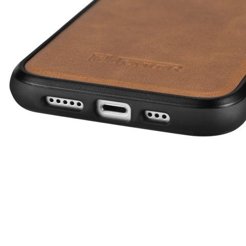 Etui pokryte naturalną skórą do iPhone 14 Leather Oil Wax jasny brąz Etui pokryte naturalną skórą do iPhone 14 Leather Oil Wax jasny brąz