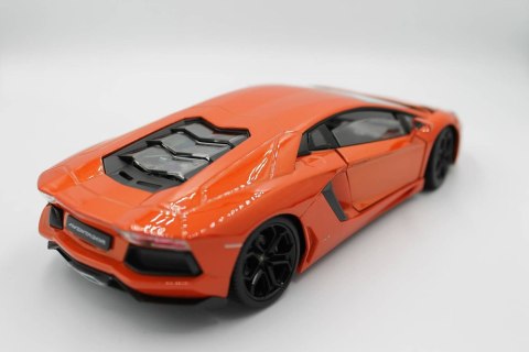 SAMOCHÓD METALOWY WELY Lamborghini Aventador Coupe SAMOCHÓD METALOWY WELY Lamborghini Aventador Coupe