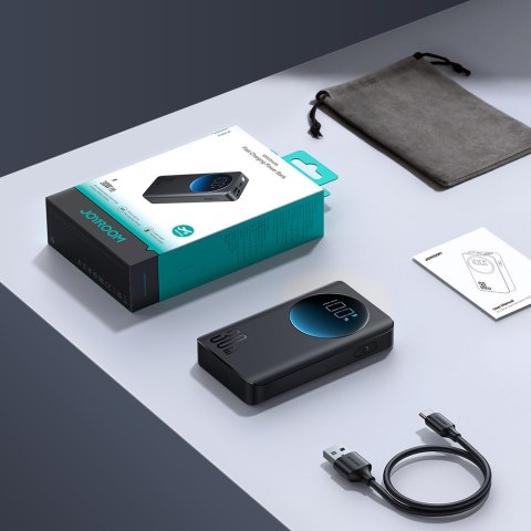 2w1 Powerbank 10000mAh 30W latarka LED USB USB-C czarny 2w1 Powerbank 10000mAh 30W latarka LED USB USB-C czarny