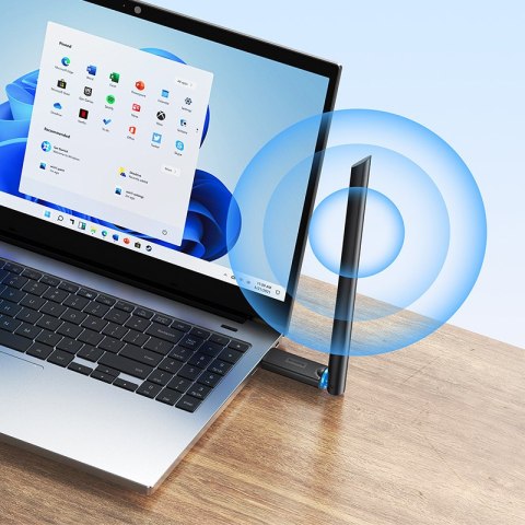 Zewnętrzna karta sieciowa USB WiFi 2.4GHz 150Mb/s z anteną 6dBi czarna Zewnętrzna karta sieciowa USB WiFi 2.4GHz 150Mb/s z anteną 6dBi czarna