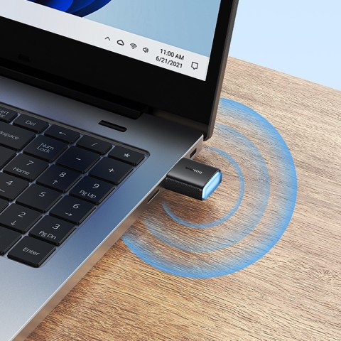 Zewnętrzna karta sieciowa USB WiFi 2.4GHz 300Mb/s czarna Zewnętrzna karta sieciowa USB WiFi 2.4GHz 300Mb/s czarna
