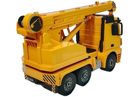 Dźwig Mercedes-Benz Arocs Zdalnie Sterowany Pilot 2.4G z Drewnem Dźwig Mercedes-Benz Arocs Zdalnie Sterowany Pilot 2.4G z Drewnem
