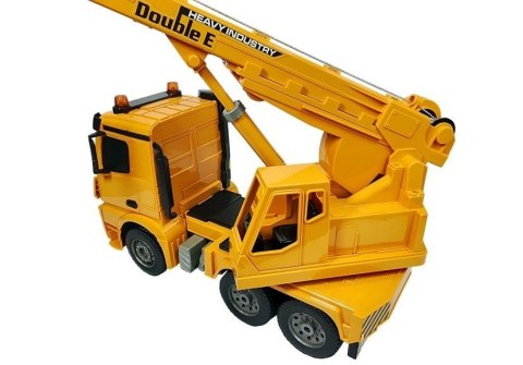 Dźwig Mercedes-Benz Arocs Zdalnie Sterowany Pilot 2.4G z Drewnem Dźwig Mercedes-Benz Arocs Zdalnie Sterowany Pilot 2.4G z Drewnem