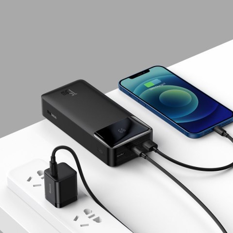 Powerbank 30000mAh 15W Bipow + kabel USB 4w1 microUSB / Lightning / 2x USB-C 1.2m czarny Powerbank 30000mAh 15W Bipow + kabel USB 4w1 microUSB / Lightning / 2x USB-C 1.2m czarny