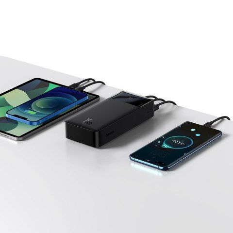 Powerbank 30000mAh 15W Bipow + kabel USB 4w1 microUSB / Lightning / 2x USB-C 1.2m czarny Powerbank 30000mAh 15W Bipow + kabel USB 4w1 microUSB / Lightning / 2x USB-C 1.2m czarny