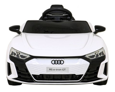Audi RS E-Tron GT na akumulator Biały + Pilot + Napęd 4x4 + Radio MP3 + LED + EVA Audi RS E-Tron GT na akumulator Biały + Pilot + Napęd 4x4 + Radio MP3 + LED + EVA