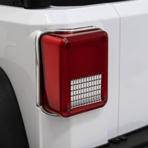 Autko terenowe Geoland Power dla 2 dzieci Biały + Pilot + Silniki 2x200W + Bagażnik + Radio MP3 + LED Autko terenowe Geoland Power dla 2 dzieci Biały + Pilot + Silniki 2x200W + Bagażnik + Radio MP3 + LED