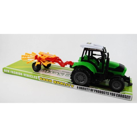 TRAKTOR Z PRZYCZEPĄ POD KLOSZEM TRAKTOR Z PRZYCZEPĄ POD KLOSZEM