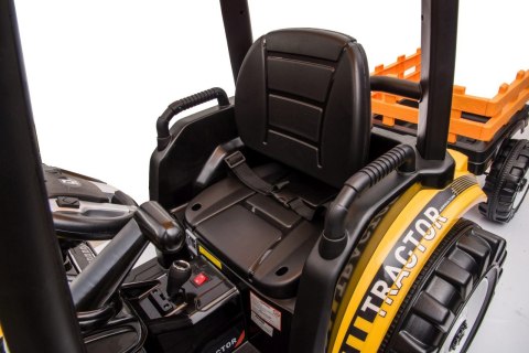 Pojazd MEGA Traktor D68 Z Przyczepką Żółty Pojazd MEGA Traktor D68 Z Przyczepką Żółty