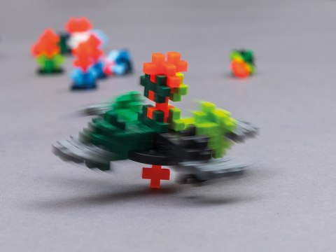 PLUS-PLUS NAUCZ SIĘ BUDOWAĆ SPINNERY- 200 ELEMENTÓW PLUS-PLUS NAUCZ SIĘ BUDOWAĆ SPINNERY- 200 ELEMENTÓW