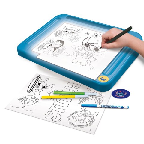 LISCIANI STITCH SZKOŁA RYSOWANIA Z TABLICĄ LED LISCIANI STITCH SZKOŁA RYSOWANIA Z TABLICĄ LED