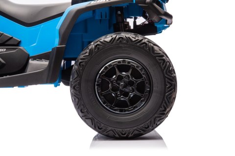 Quad Can Am Outlander ATV z Pilotem Niebieski Quad Can Am Outlander ATV z Pilotem Niebieski