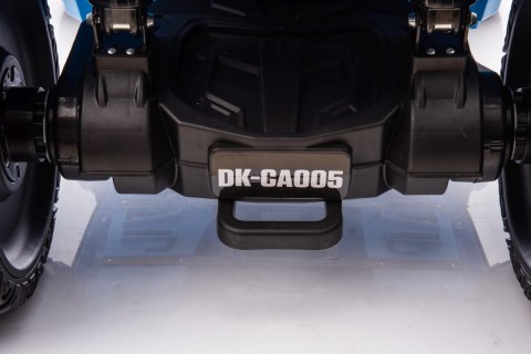 Quad Can Am Outlander ATV z Pilotem Niebieski Quad Can Am Outlander ATV z Pilotem Niebieski