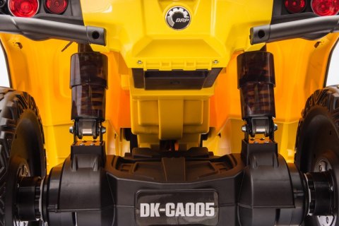 Quad Can Am Outlander ATV z Pilotem Żółty Quad Can Am Outlander ATV z Pilotem Żółty
