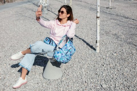 Piórnik trzykomorowy z WYPOSAŻENIEM COOLPACK Jumpe Piórnik trzykomorowy z WYPOSAŻENIEM COOLPACK Jumpe