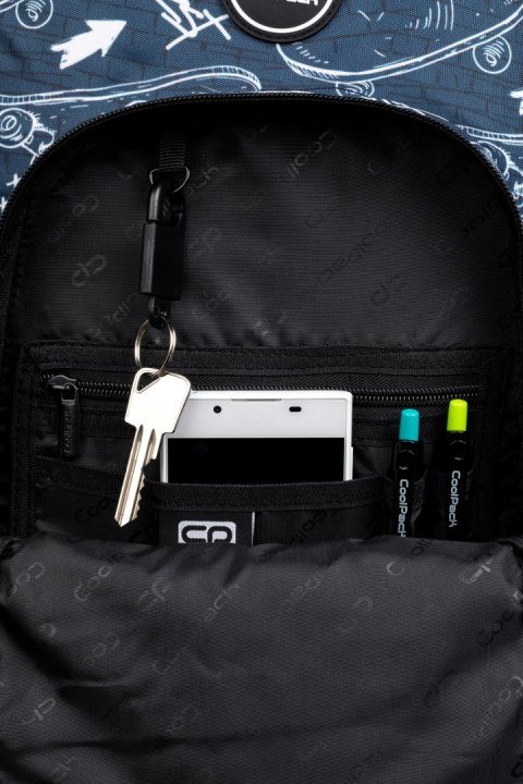 COOLPACK - BASIC PLUS - PLECAK MŁODZIEŻOWY - STREET LIFE COOLPACK - BASIC PLUS - PLECAK MŁODZIEŻOWY - STREET LIFE