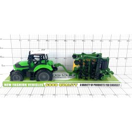 TRAKTOR Z PRZYCZEPĄ POD KLOSZEM
