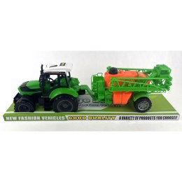 TRAKTOR Z PRZYCZEPĄ POD KLOSZEM