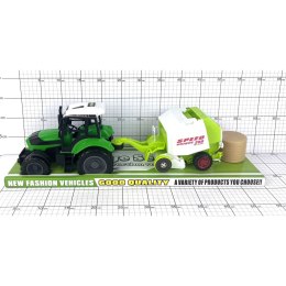 TRAKTOR Z PRZYCZEPĄ POD KLOSZEM