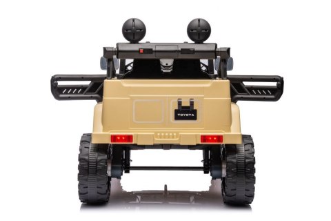 Auto Na Akumulator Toyota FJ Khaki 4x4 Auto Na Akumulator Toyota FJ Khaki 4x4
