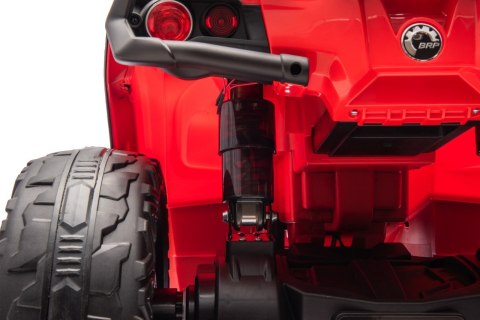 Quad Can Am Outlander ATV z Pilotem Czerwony Quad Can Am Outlander ATV z Pilotem Czerwony