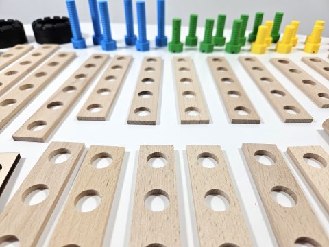 Zabawka konstrukcyjna Mały Konstruktor Junior 100 el./CONSTRUCTOR JUNIOR 100 EL. Zabawka konstrukcyjna Mały Konstruktor Junior 100 el./CONSTRUCTOR JUNIOR 100 EL.