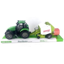 TRAKTOR Z MASZYNĄ POD KLOSZEM