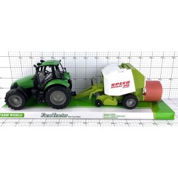 TRAKTOR Z MASZYNĄ POD KLOSZEM