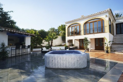 Dmuchane Spa San-Francisco 7 osobowe 230 x 230 x 71 cm Bestway 6001Q Dmuchane Spa San-Francisco 7 osobowe 230 x 230 x 71 cm Bestway 6001Q