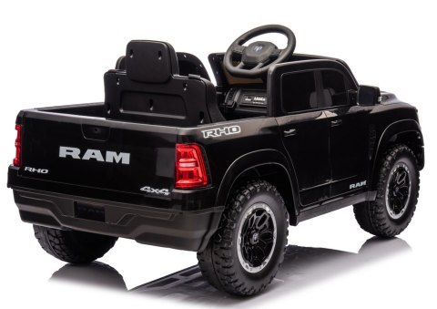 Auto Na Akumulator ZB618 Dodge Ram Czarny Auto Na Akumulator ZB618 Dodge Ram Czarny