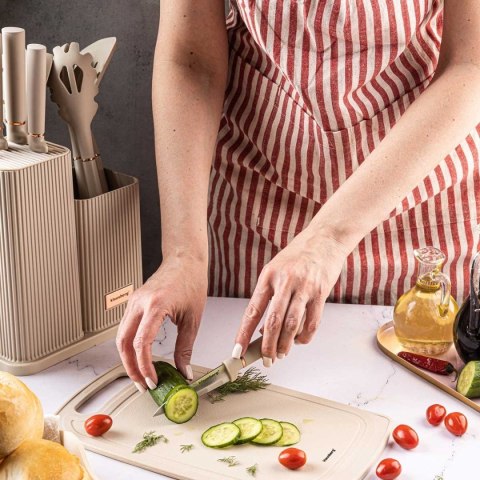 ZESTAW NOŻY I PRZYBORÓW KUCHENNYCH Z DESKĄ W STOJAKU KLAUSBERG KB-7935 ZESTAW NOŻY I PRZYBORÓW KUCHENNYCH Z DESKĄ W STOJAKU KLAUSBERG KB-7935
