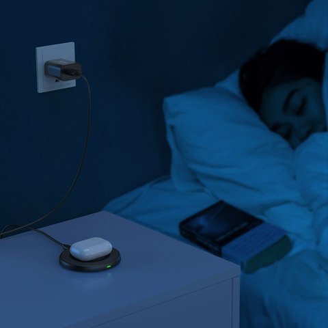 ŁADOWARKA BEZPRZEWODOWA QI 10W + KABEL USB - MICRO USB CZARNY ŁADOWARKA BEZPRZEWODOWA QI 10W + KABEL USB - MICRO USB CZARNY