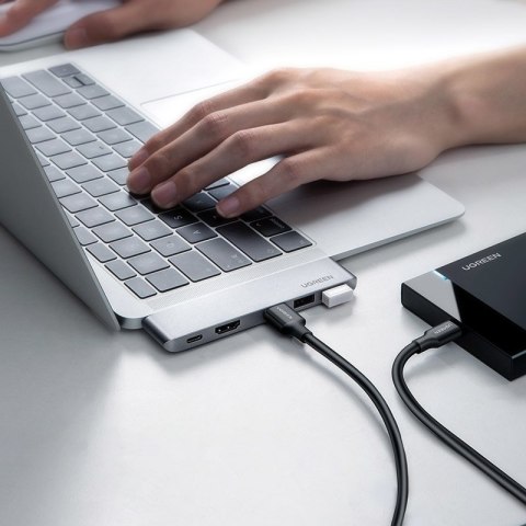 WIELOFUNKCYJNY HUB PORT DO MACBOOK PRO / AIR 2X USB-C NA USB-C HDMI 3X USB 3.0 - SZARY WIELOFUNKCYJNY HUB PORT DO MACBOOK PRO / AIR 2X USB-C NA USB-C HDMI 3X USB 3.0 - SZARY