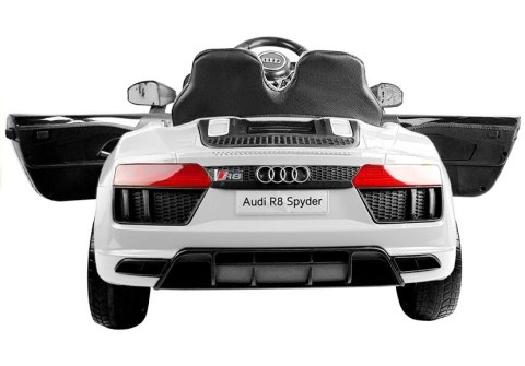 AUTO NA AKUMULATOR AUDI R8 SPYDER BIAŁY AUTO NA AKUMULATOR AUDI R8 SPYDER BIAŁY