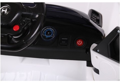 AUTO NA AKUMULATOR HL1638 BIAŁY AUTO NA AKUMULATOR HL1638 BIAŁY