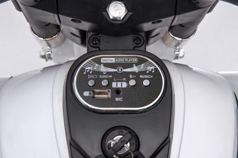 MOTOR NA AKUMULATOR TRÓJKOŁOWY GOLDWING BIAŁY MOTOR NA AKUMULATOR TRÓJKOŁOWY GOLDWING BIAŁY