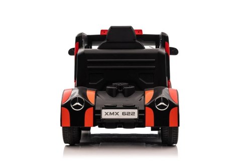 AUTO NA AKUMULATOR MERCEDES XMX622 CZERWONY AUTO NA AKUMULATOR MERCEDES XMX622 CZERWONY