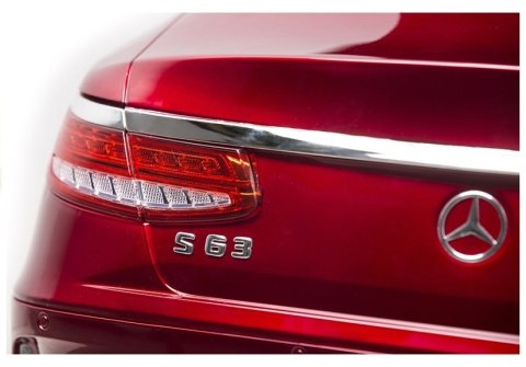 AUTO NA AKUMULATOR MERCEDES S63 CZERWONY LAKIER AUTO NA AKUMULATOR MERCEDES S63 CZERWONY LAKIER