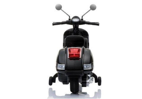 SKUTER NA AKUMULATOR VESPA CZARNY SKUTER NA AKUMULATOR VESPA CZARNY