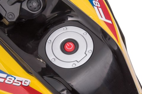MOTOR NA AKUMULATOR BMW F850 ŻÓŁTY MOTOR NA AKUMULATOR BMW F850 ŻÓŁTY