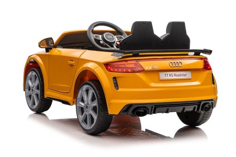 POJAZD NA AKUMULATOR AUDI TT RS ŻÓŁTE POJAZD NA AKUMULATOR AUDI TT RS ŻÓŁTE