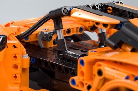 KLOCKI KONSTRUKCYJNE AUTO SPORTOWE PORSCHE POMARAŃCZOWE 421 ELEMENTÓW R/C CADA KLOCKI KONSTRUKCYJNE AUTO SPORTOWE PORSCHE POMARAŃCZOWE 421 ELEMENTÓW R/C CADA