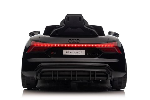 AUTO NA AKUMULATOR AUDI E- TRON GT CZARNE QLS-6888 AUTO NA AKUMULATOR AUDI E- TRON GT CZARNE QLS-6888
