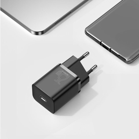 Szybka ładowarka sieciowa Super Si QC PD 25W 3A + kabel USB-C 1m czarny Szybka ładowarka sieciowa Super Si QC PD 25W 3A + kabel USB-C 1m czarny