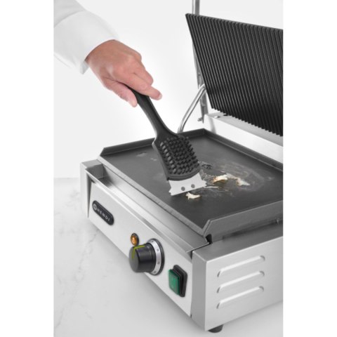 Szczotka czyścik ze skrobakiem do grilla rusztu BBQ stalowe włosie 70x310x85 mm - Hendi 525548 Szczotka czyścik ze skrobakiem do grilla rusztu BBQ stalowe włosie 70x310x85 mm - Hendi 525548