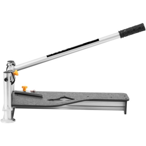 Gilotyna maszyna do cięcia paneli laminowanych pod kątem szer. 203 mm grubość 16 mm Gilotyna maszyna do cięcia paneli laminowanych pod kątem szer. 203 mm grubość 16 mm