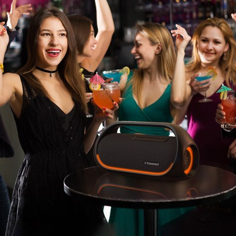 Głośnik bezprzewodowy Bluetooth Bang wodoodporny 60W z funkcją Powerbank czarny Głośnik bezprzewodowy Bluetooth Bang wodoodporny 60W z funkcją Powerbank czarny